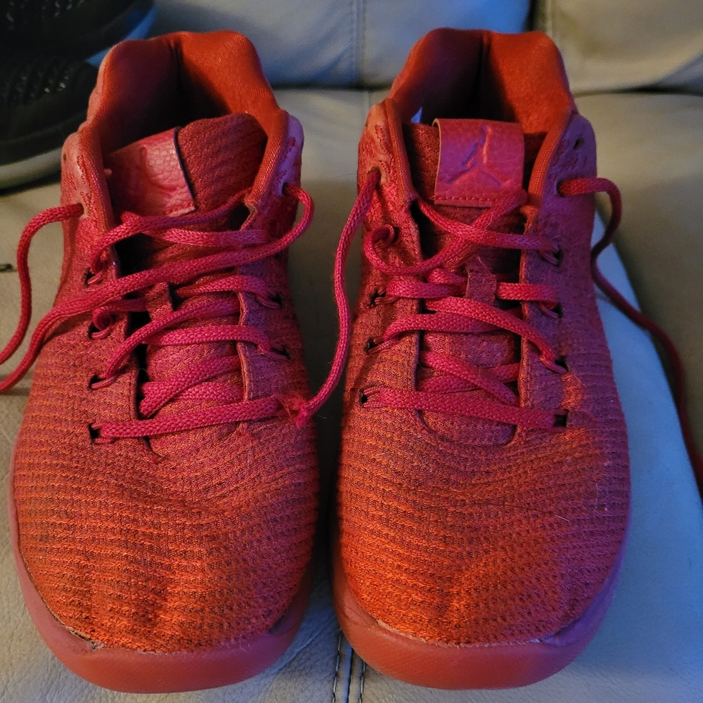 Red jordans size‎ 6.5 youth